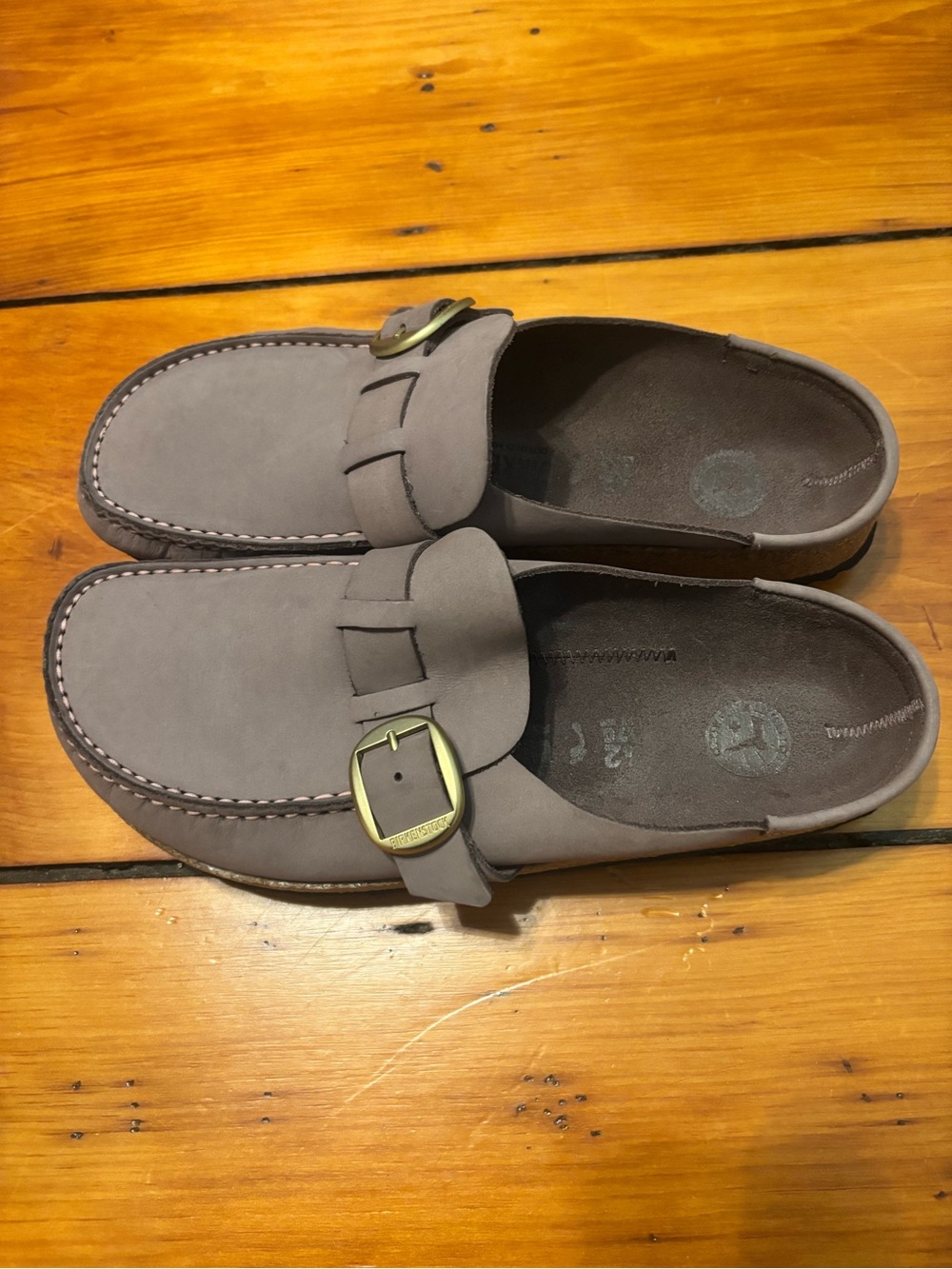 Buckle Berkinstock Mules in mauve